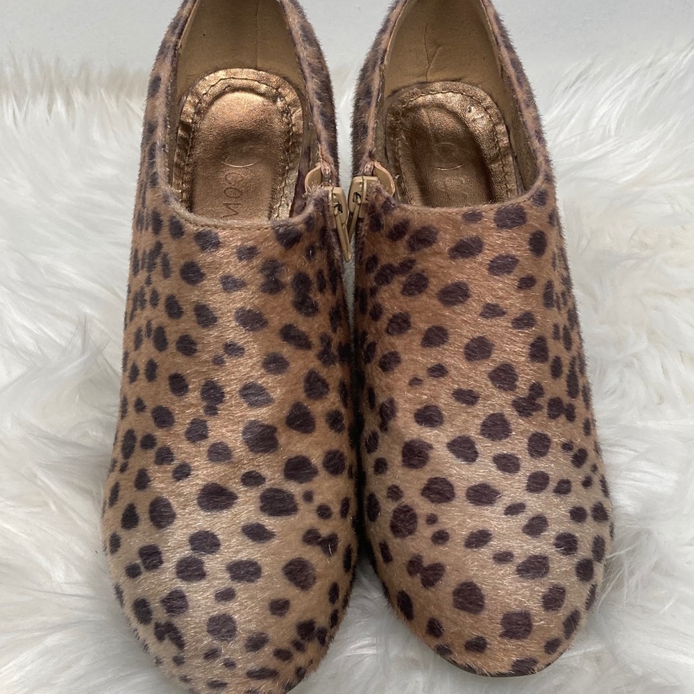 Conuts Ankle Boots For Women’s Size 7.5. - Picture 2 of 8